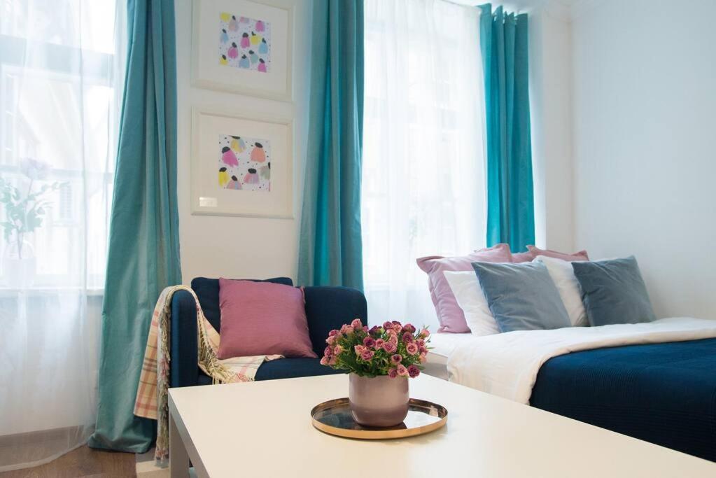 Ferienwohnung St.Roland Konventhof Riga Zimmer foto